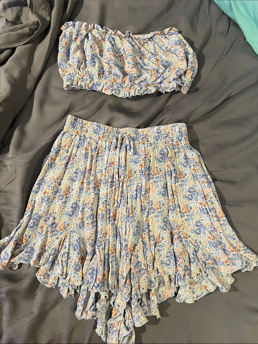 BRAND NEW- Floral Smocked Skirt Set in Blue & Cream